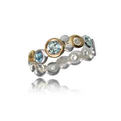 Fine jewellery inspired by nature handmade from precious metals and gemstones