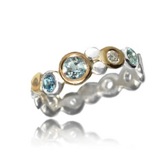 Fine jewellery inspired by nature handmade from precious metals and gemstones