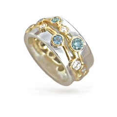 Fine jewellery inspired by nature handmade from precious metals and gemstones